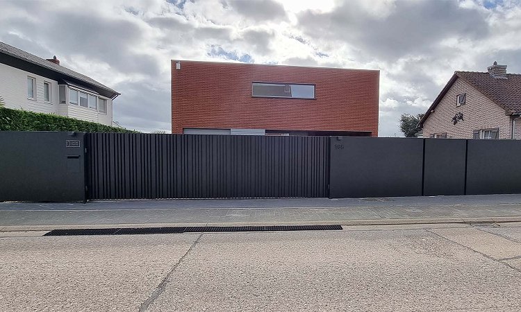 Aluminium schuifpoort met vaste panelen - Cupro