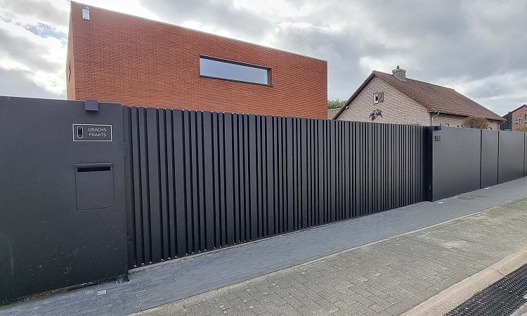 Aluminium schuifpoort met vaste panelen - Cupro